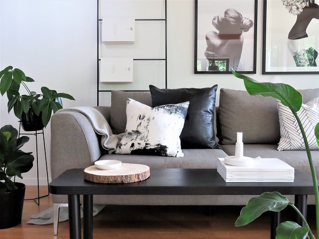 how to style a coffee table